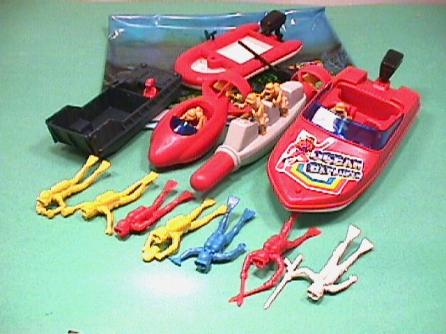 Thumbnail of Deluxe Ocean Plastic Frogmen & Vehicles Set