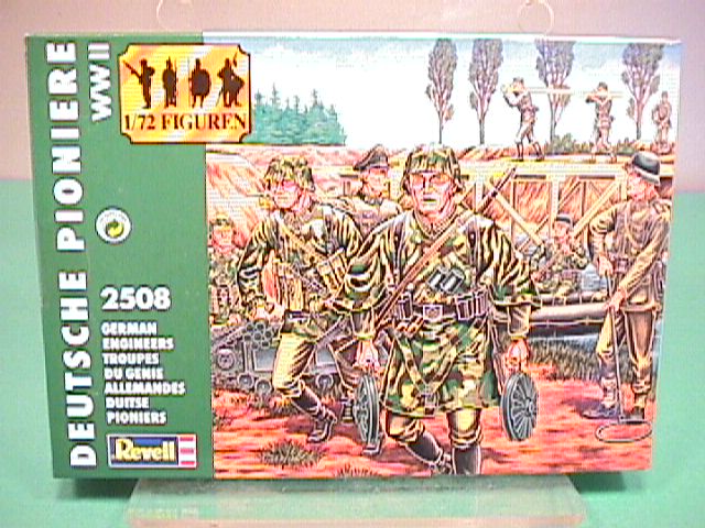 Thumbnail of Revell 1/72nd Scale WWII German Engineers Plastic Soldiers Set