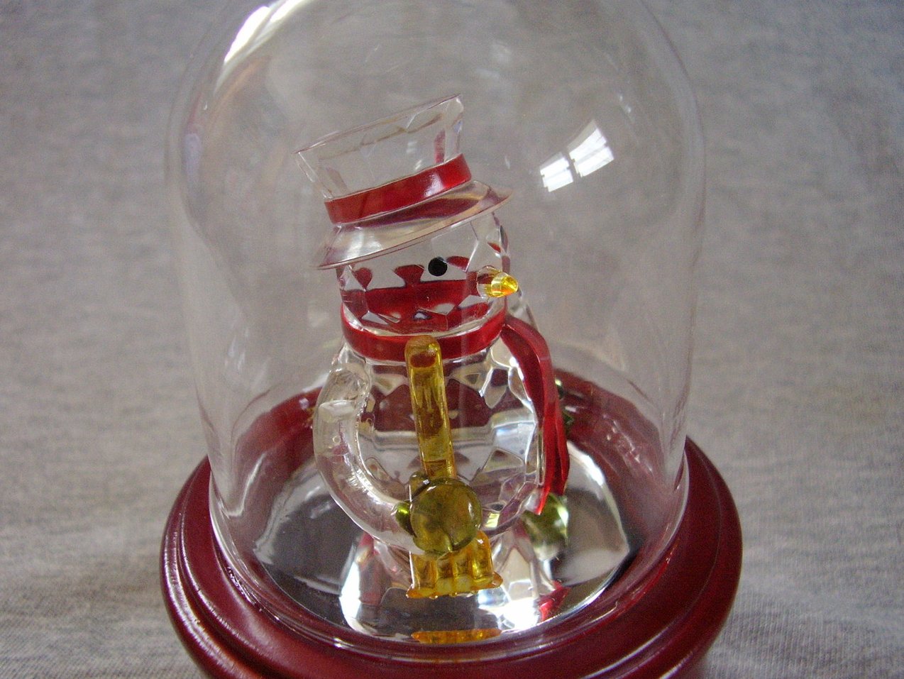 Mr Christmas Deluxe Dome Lighted Musical Snowman Ornament Table or Hanging