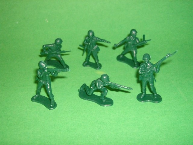 Thumbnail of Set Of 50 Green Plastic British Armymen Paratroopers