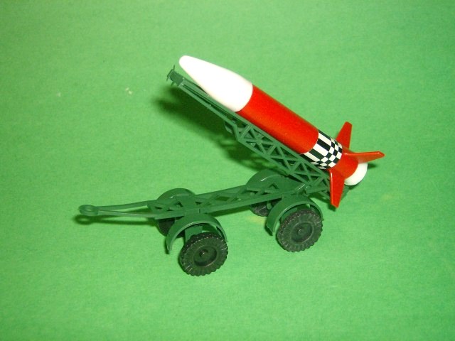 Thumbnail of Army HO Scale Plastic Missile Launcher With Mobile Trailer