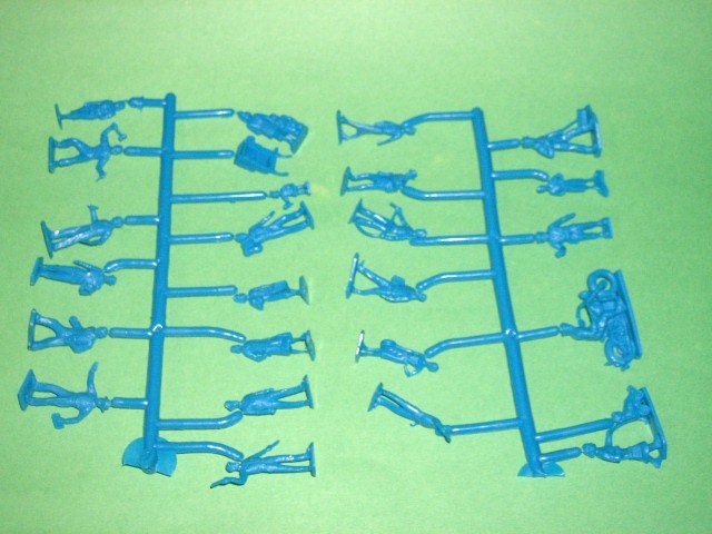 Thumbnail of Marx Re-issue Blue Plastic Civilian Figures Set