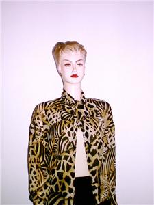Escada 100% Silk Blouse shirt top new EU 34 USA 6 :  woman cheetah misses women