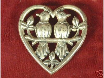 two love birds kissing. Silver Brooch Love Birds :