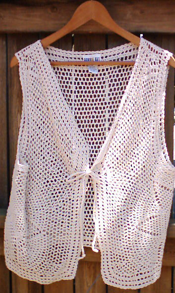 Crochet Vest Size XL Robbie Bee NWOT :  crochet classic hand made misses