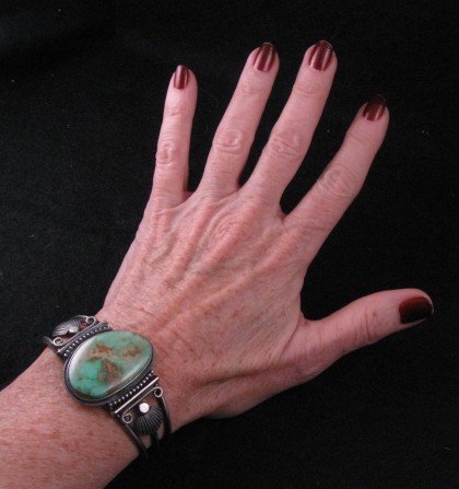 chic costume jewelry