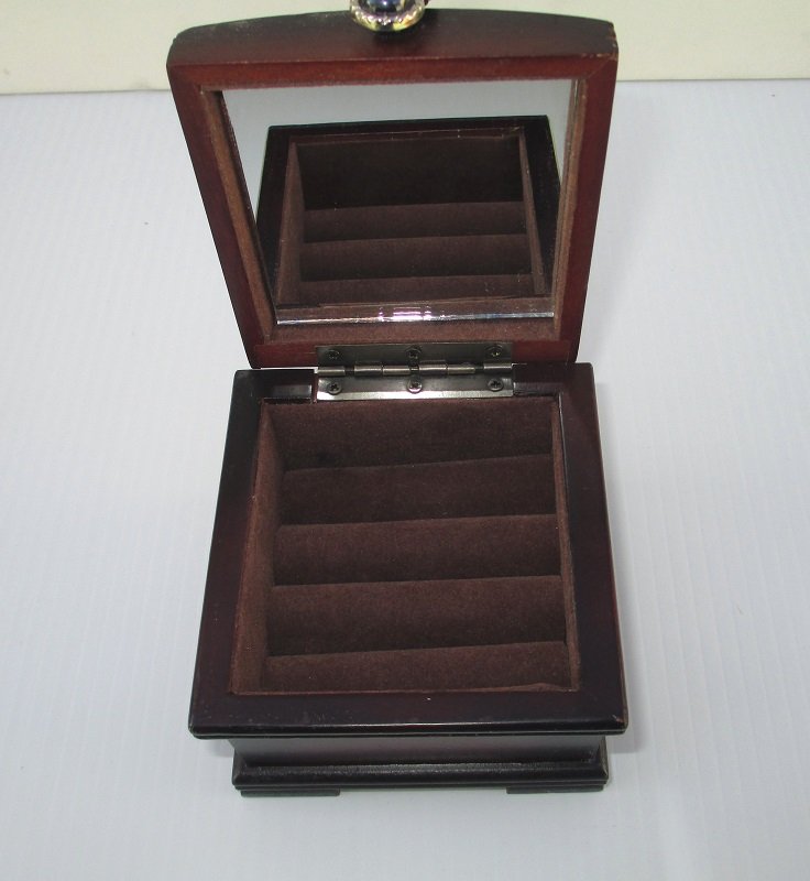 Mahogany Wood Multi Ring Box Bombay Heritage BBFA0148