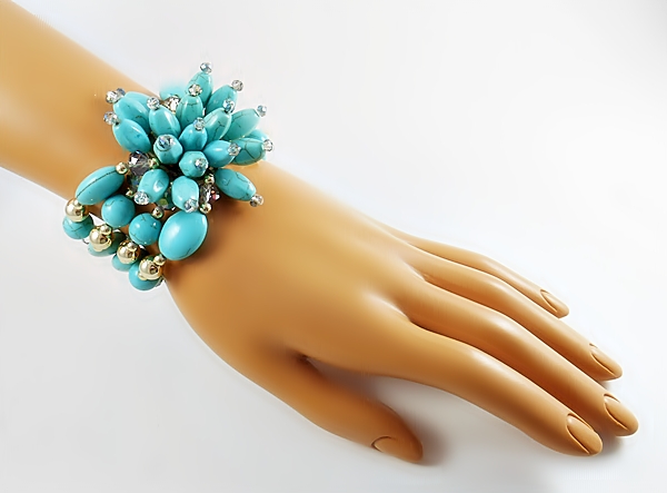 Turquoise Flower Cluster Beaded Four Strand Strech Bracelet from iblingu.com
