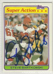 Thumbnail of steve bartkowski signed autographed football card 1981 topps