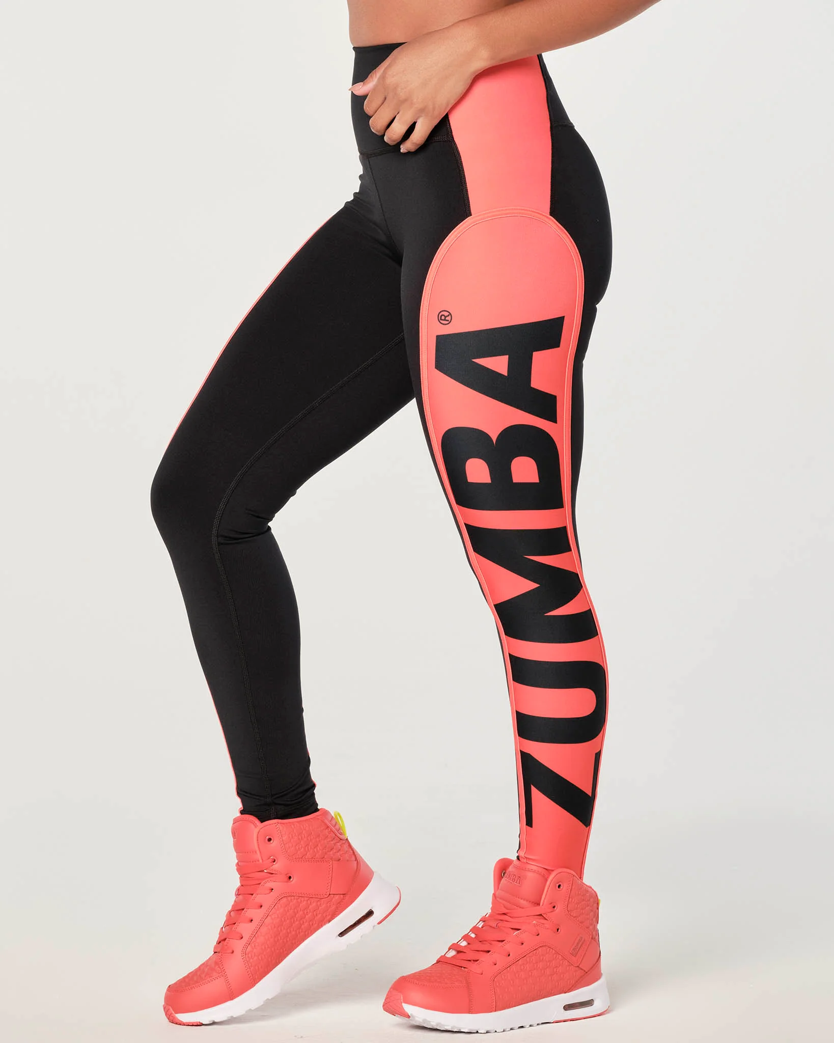 Zumba Creatives Unite High Waisted Ankle Leggings - Bold Black