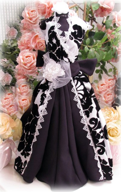 Thumbnail of French Victorian Dress Form