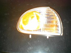 Thumbnail of 1995-1997 ford windstar right corner light