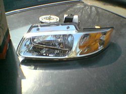 Thumbnail of 1996-1999 DODGE CARAVAN LEFT HEADLIGHT