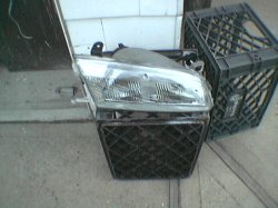Thumbnail of 1997-1999 toyota camry right headlight