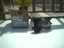 Thumbnail of 2000 bmw 528i right fog light