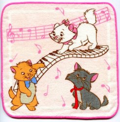Thumbnail of Disney Marie The Aristocats Cat Face Towel Wash Cloth #12 (T0629) 