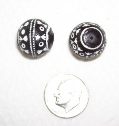 Thumbnail of Black & White Small Round about 15mm, photo shows top and side views