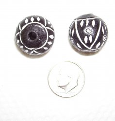 Thumbnail of Black & White Large Round about 20mm, photo shows top and side views