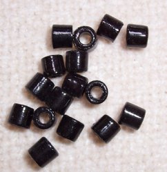 Thumbnail of Black, 15 beads