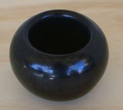 Thumbnail of Santa Clara Pottery - Black bowl - Birdell Bourdon 