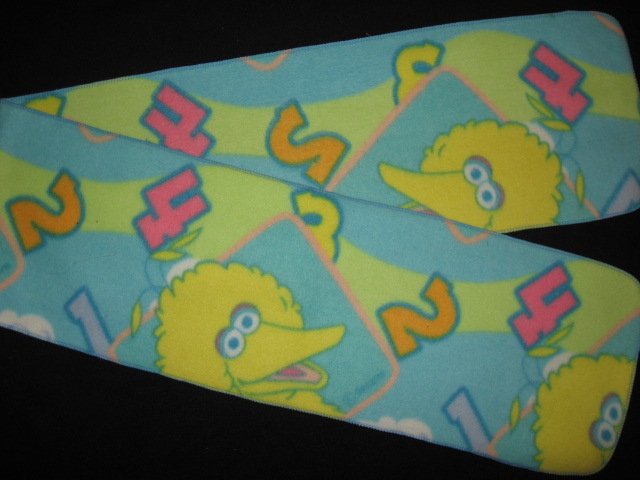 Sesame Street Big Bird child  blue fleece scarf