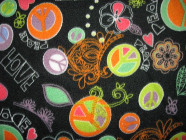 Image 0 of Peace signs with Flowers and Hearts Fleece blanket 72