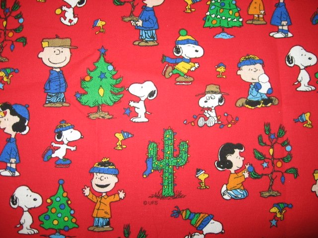 Christmas Cactus Tree Peanuts Gang  red Fat Quarter FQ 1/4 yard fabric