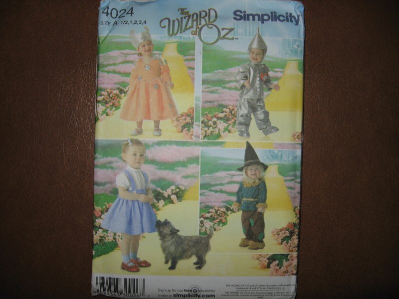 Simplicity 4024 Sewing pattern Wizard of OZ Dorothy Witch Princess Child 1/2-4