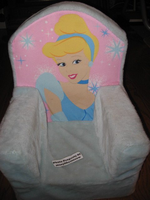 Cinderella Princess pouting kids foam chair Gently used 