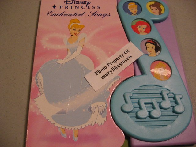 Image 0 of Disney Princess Enchanted Songs Board Book /