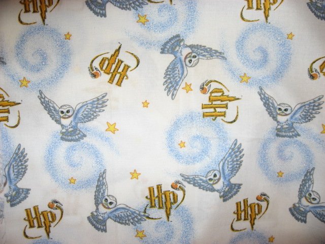 Image 0 of Harry Potter quilt glitter white fabric Hedwig the Owl 2001  22.5
