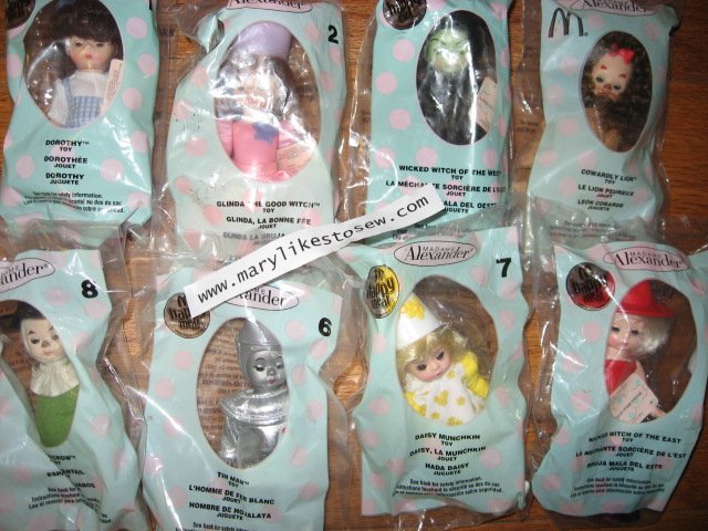 Original 2007 McDonalds Wizard of Oz Madame Alexander Dolls Set Of 8 
