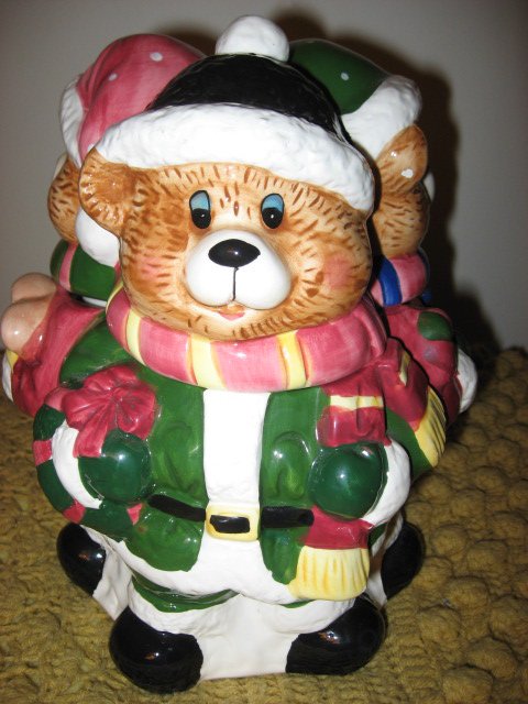 Image 2 of Three Teddy bears in Winter clothes Ceramic Cookie Jar Excellent Condition 