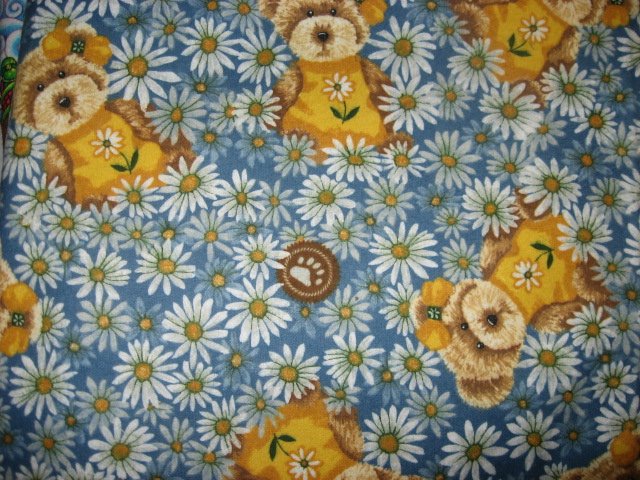 Boyds Teddy Bears and Daisies Flannel baby blanket 