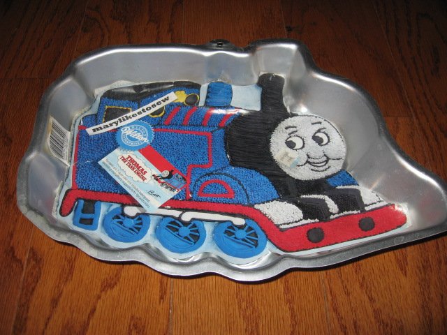 Image 0 of Thomas the Train cake pan for a two layer cake mix Rare