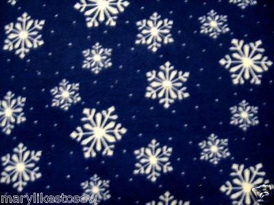 Snowflakes fleece blanket