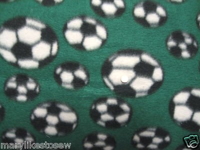 Soccer balls Fleece blanket green