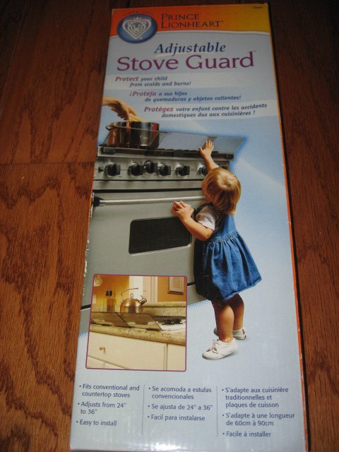 Image 0 of Prince Lionheart- Adjustable stove guard for young child or toddler