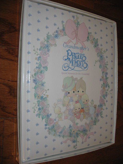 Image 0 of Grandmother's Precious Moments keepsake book new in box