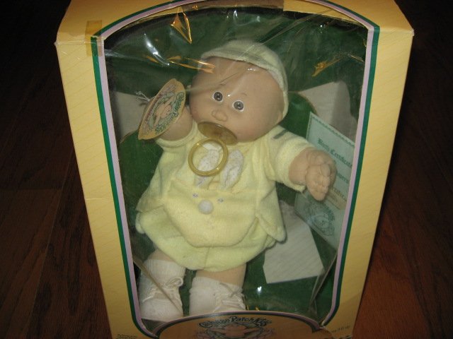 Cabbage Patch Preemie Doll Wes Quincy 1983 Never removed from the original box