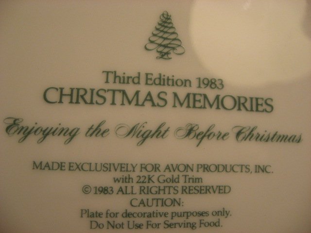 Image 2 of Beautiful Avon Christmas memories 1983 collector plate.