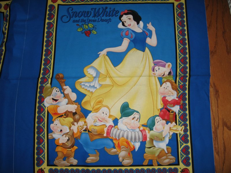 Disney Snow White and 7 Dwarfs Cotton Fabric wall or crib Panel to Sew