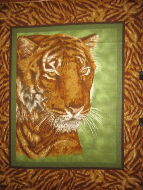 Image 3 of Tiger jungle animal bed size Fleece blanket Panel finished edges