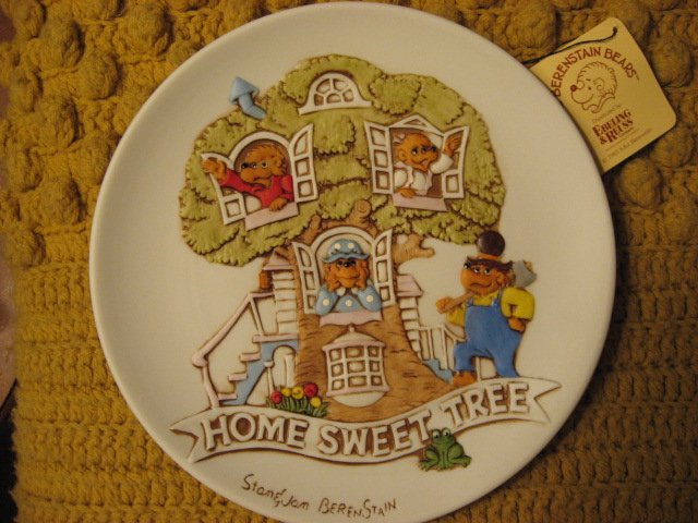 Berenstain Bears Home Sweet Tree collector plate New in box 1983         