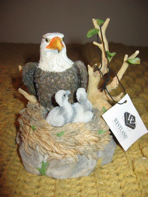 Westland Wildlife Federation eagle Giordano Music Box 1998