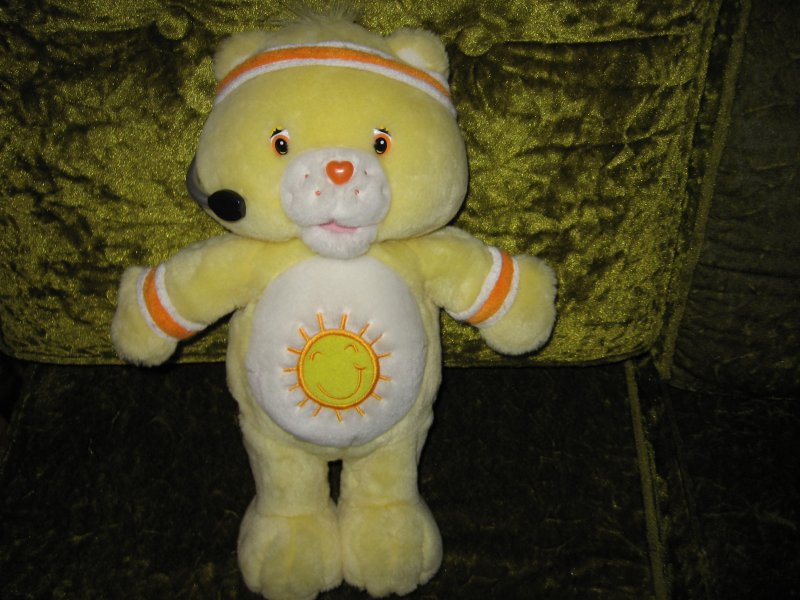 Image 0 of Care Bears Funshine Bear Exercizes and Talks to your child Battery Incl