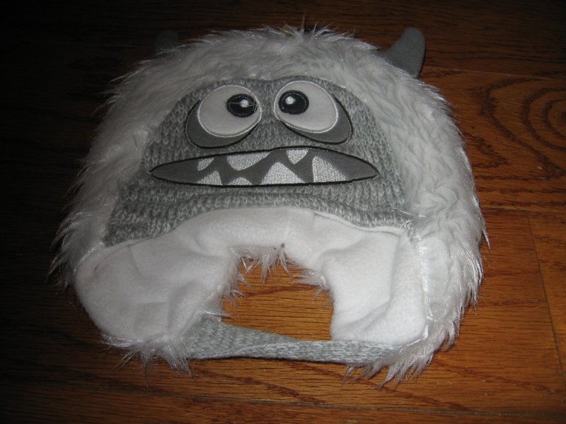 Abominable snowman child Hat with chin strap /