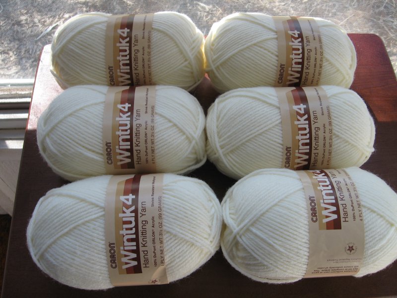 Image 0 of Caron Wintuck4 Six skeins Winter white Yarn new  very soft 