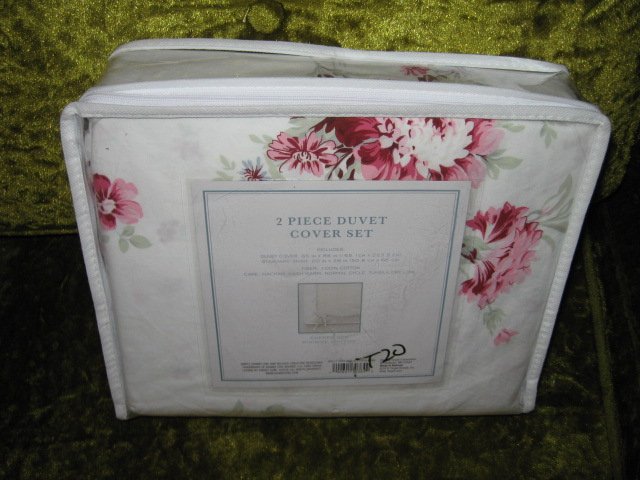 Image 2 of Shabby Chic New 2 Piece Twin Duvet cover and sham Shabby Chic