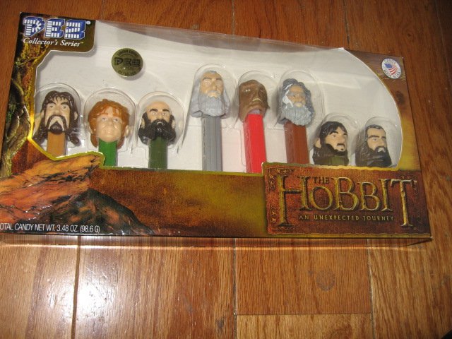 Image 0 of Pez Hobbit limited edition collection NIB